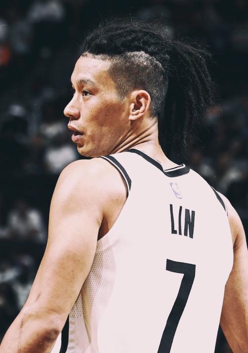 《林书豪NBA游戏中的最强属性能力详解》（以最强NBA林书豪为例，打造不可阻挡的游戏角色）